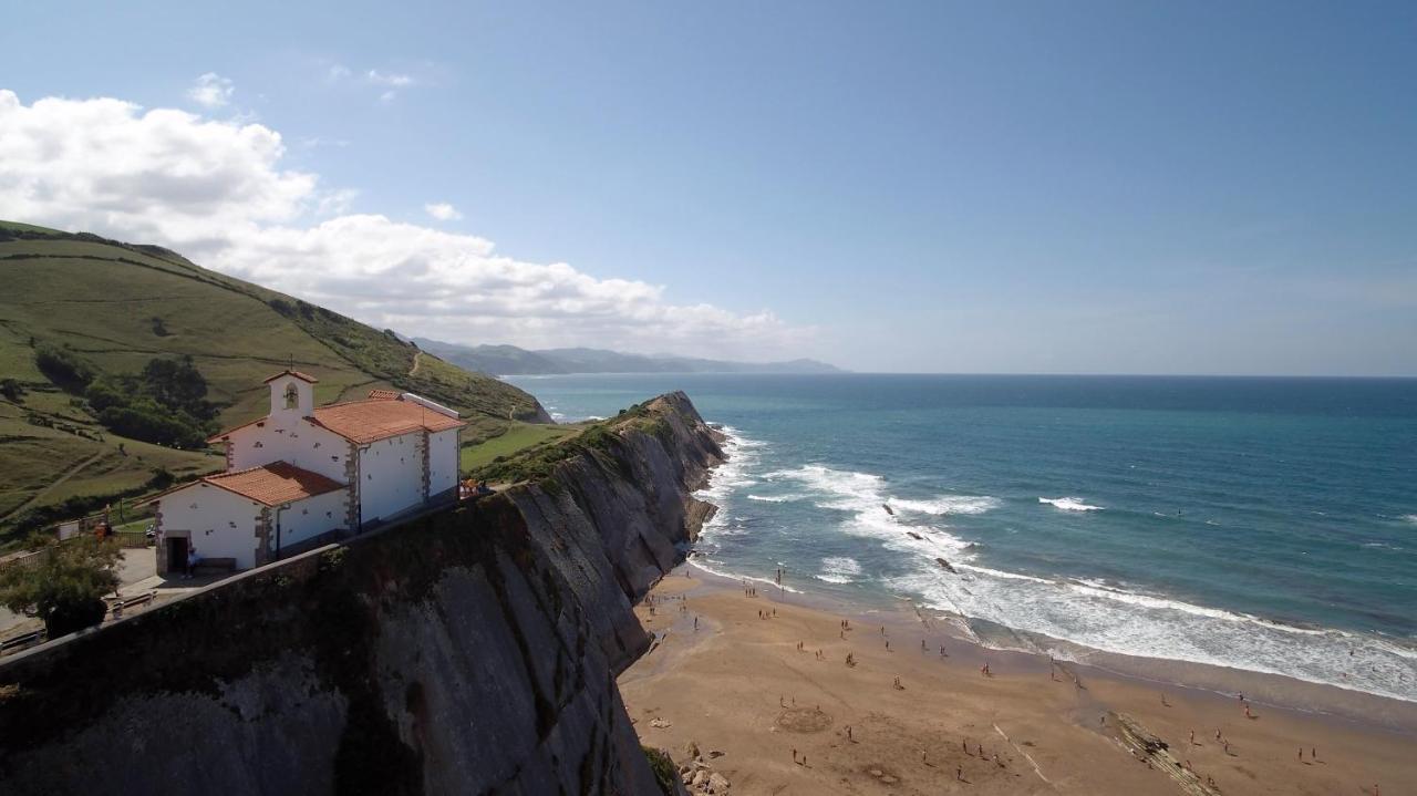 Kampaoh Zumaia 호텔 외부 사진